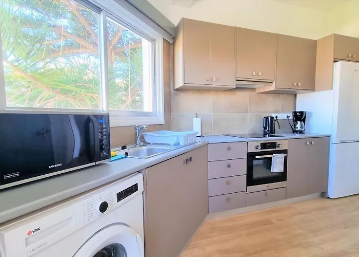 The Urban Oasis - Comfort 2br Near The Center, 200mbit Internet And Smart Tv *
