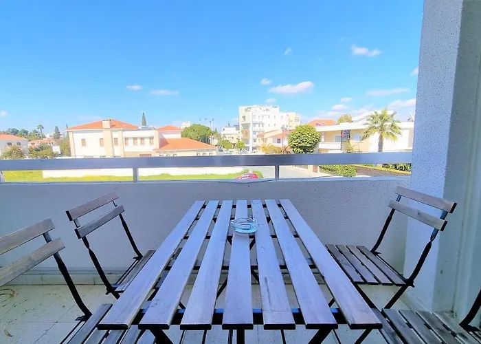Daire The Urban Oasis - Comfort 2br Near The Center, 200mbit Internet And Smart Tv