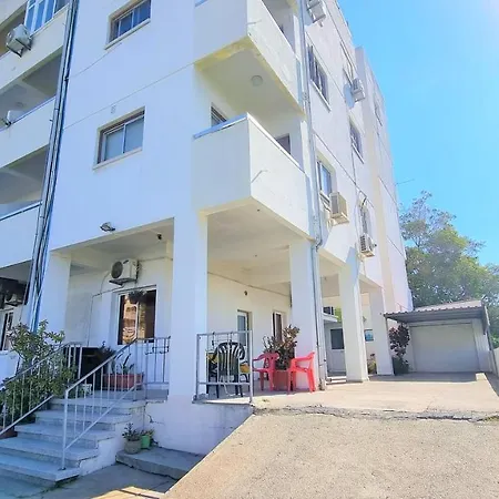 The Urban Oasis - Comfort 2br Near The Center, 200mbit Internet And Smart Tv Апартаменты *