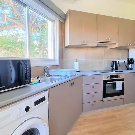 The Urban Oasis - Comfort 2br Near The Center, 200mbit Internet And Smart Tv *